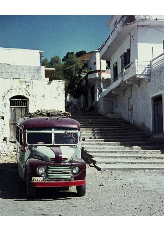 Παλιά φωτογραφία με λεοφορίο